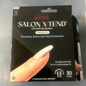 Kiss Salon X-Tend Led soft Gel Nail Kit